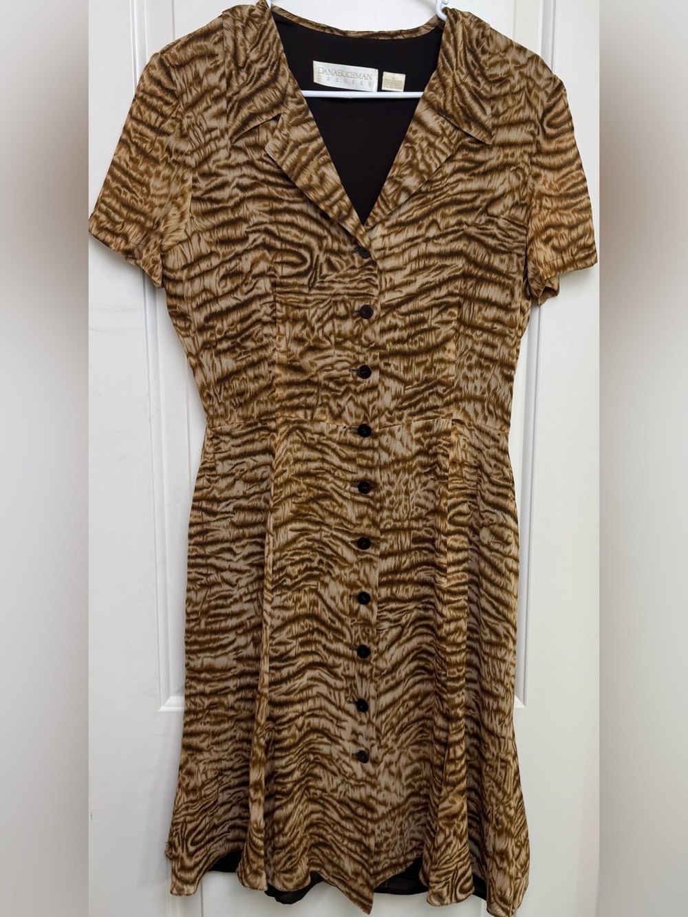 Dana Buchman 100% Silk Animal Print Button Front Midi Dress Size 8